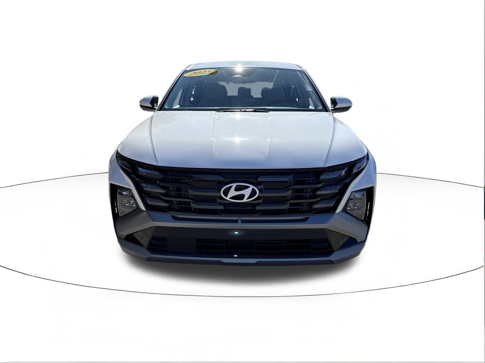 Certified 2025 Hyundai Tucson SE image 8