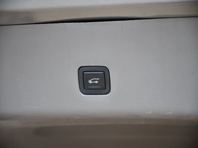 Used 2019 Chevrolet Traverse LT image 33