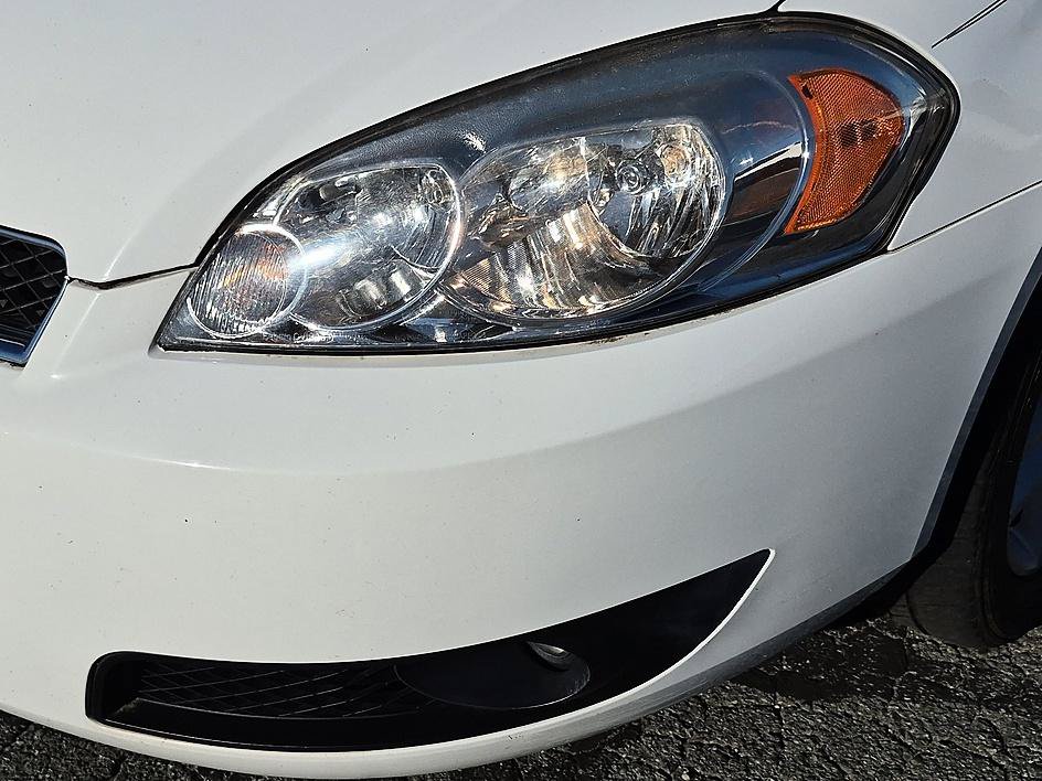 Used 2012 Chevrolet Impala LTZ FWD image 9