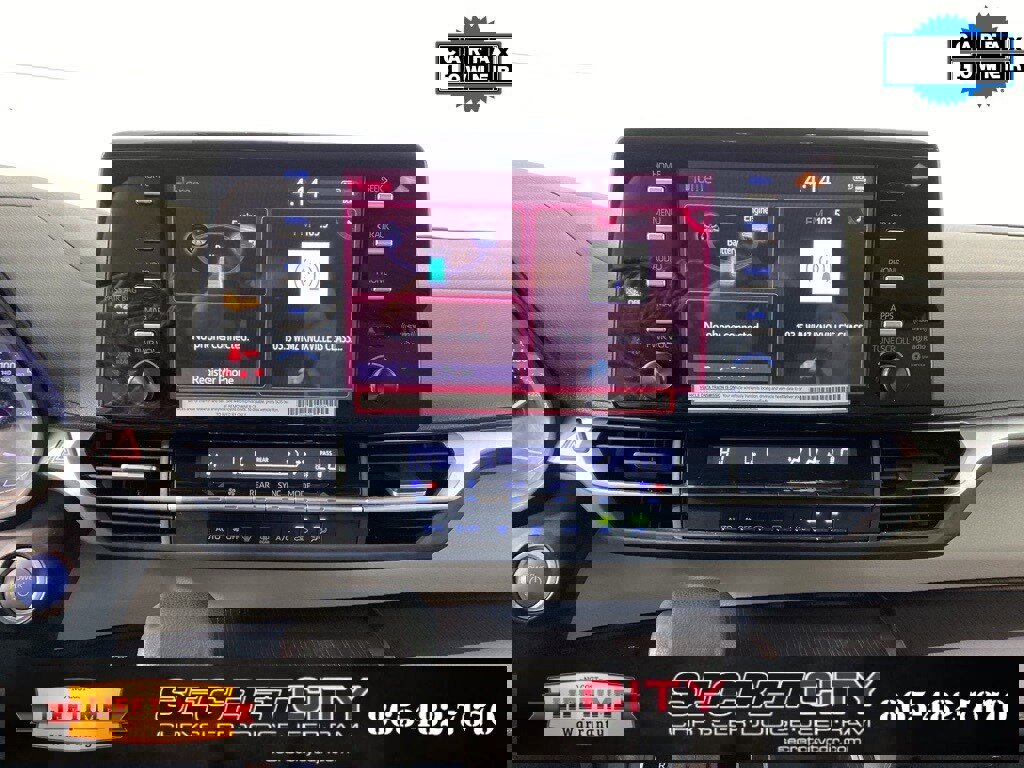 Used 2024 Toyota Sienna LE image 20