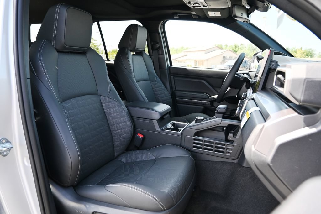 New 2026 Toyota 4Runner TRD Off-Road Premium AWD/4WD image 14