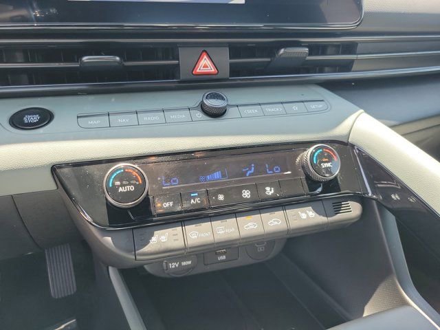 Certified 2025 Hyundai Elantra Limited image 24
