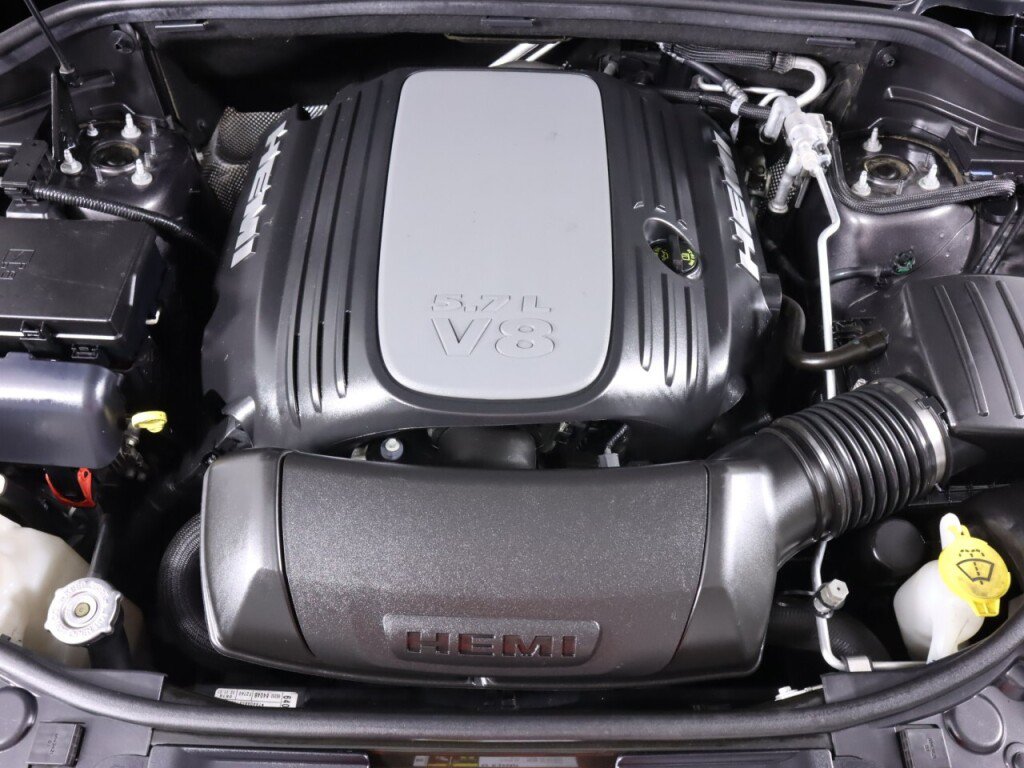 Used 2019 Dodge Durango R/T w/ Technology Group AWD/4WD image 52