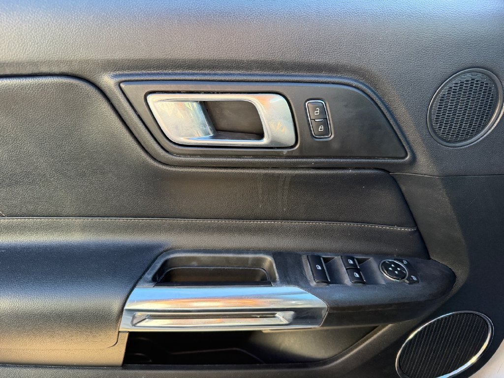 Used 2020 Ford Mustang Premium RWD image 27