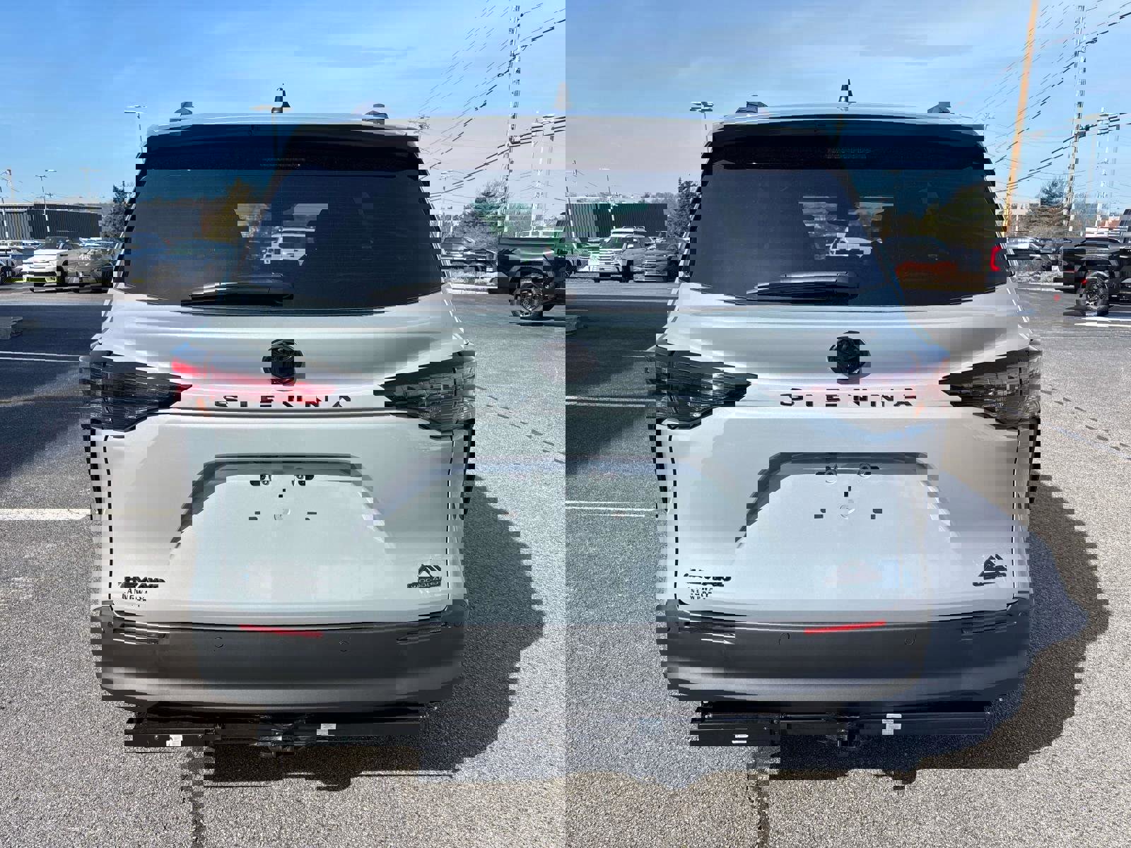 New 2026 Toyota Sienna XLE Woodland Edition AWD/4WD image 3