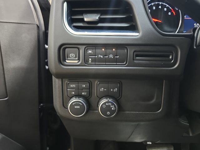 Used 2023 Chevrolet Suburban LS w/ Driver Alert Package image 27