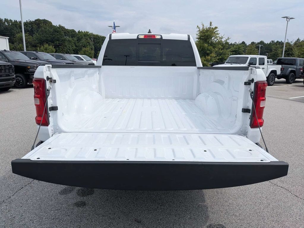 Used 2025 RAM 1500 Big Horn AWD/4WD image 12