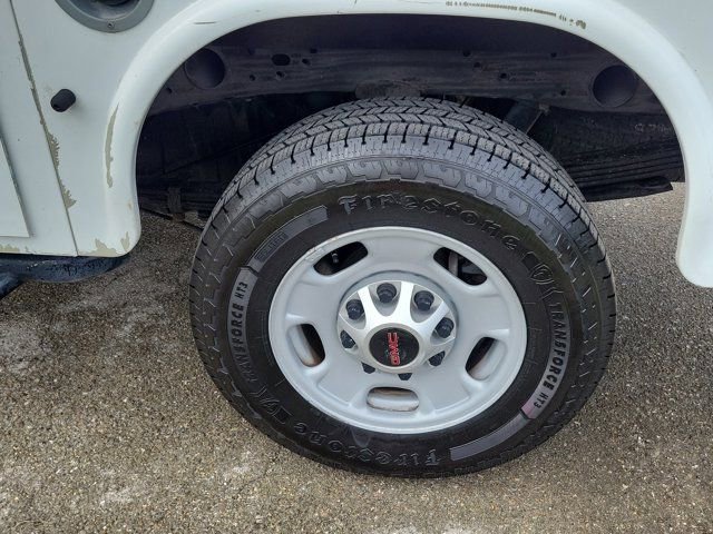 Used 2017 GMC Sierra 2500 2WD Regular Cab image 9