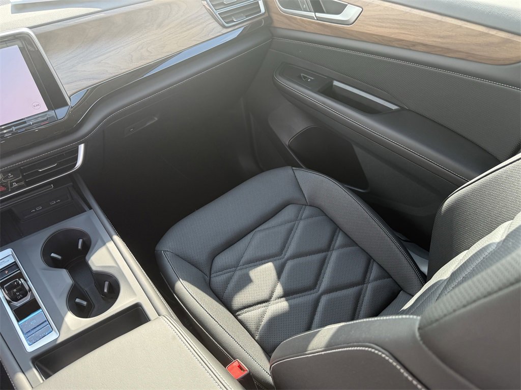 New 2026 Volkswagen Atlas SE image 26