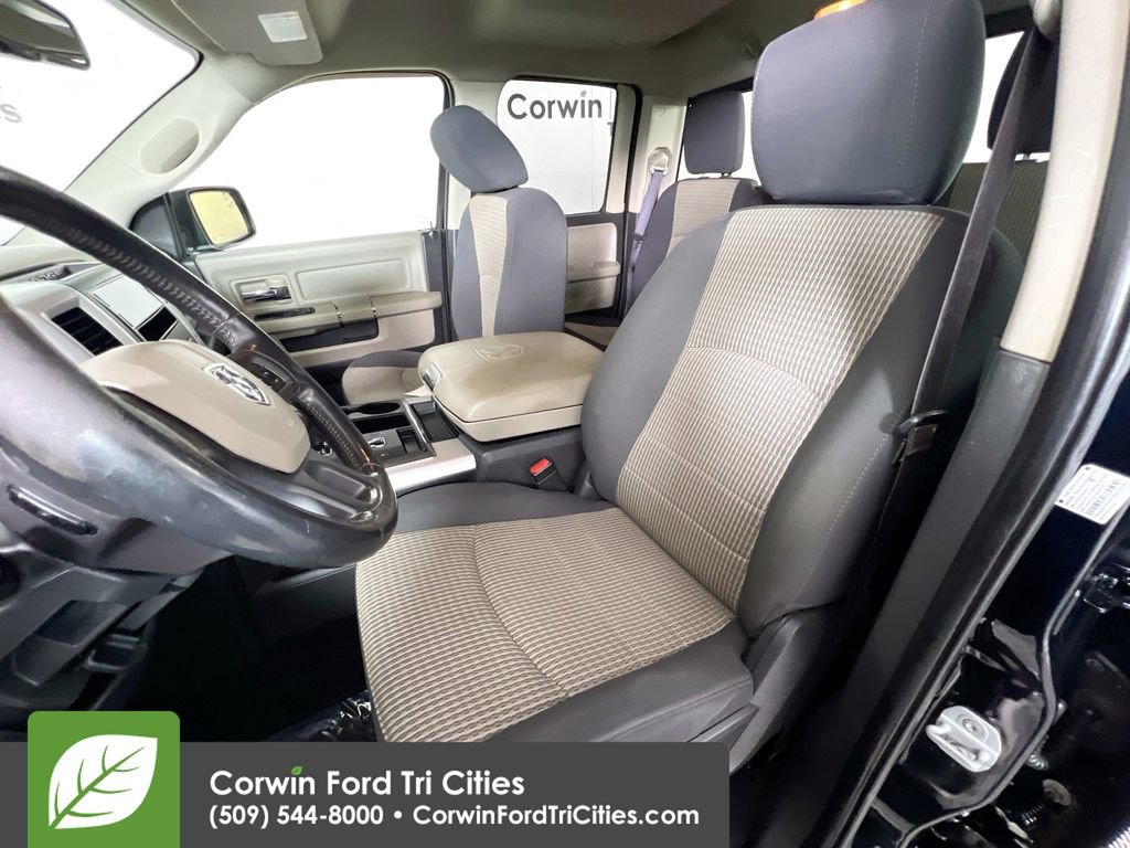 Used 2012 RAM 1500 Classic SLT w/ SLT Plus D￩cor Group AWD/4WD image 21