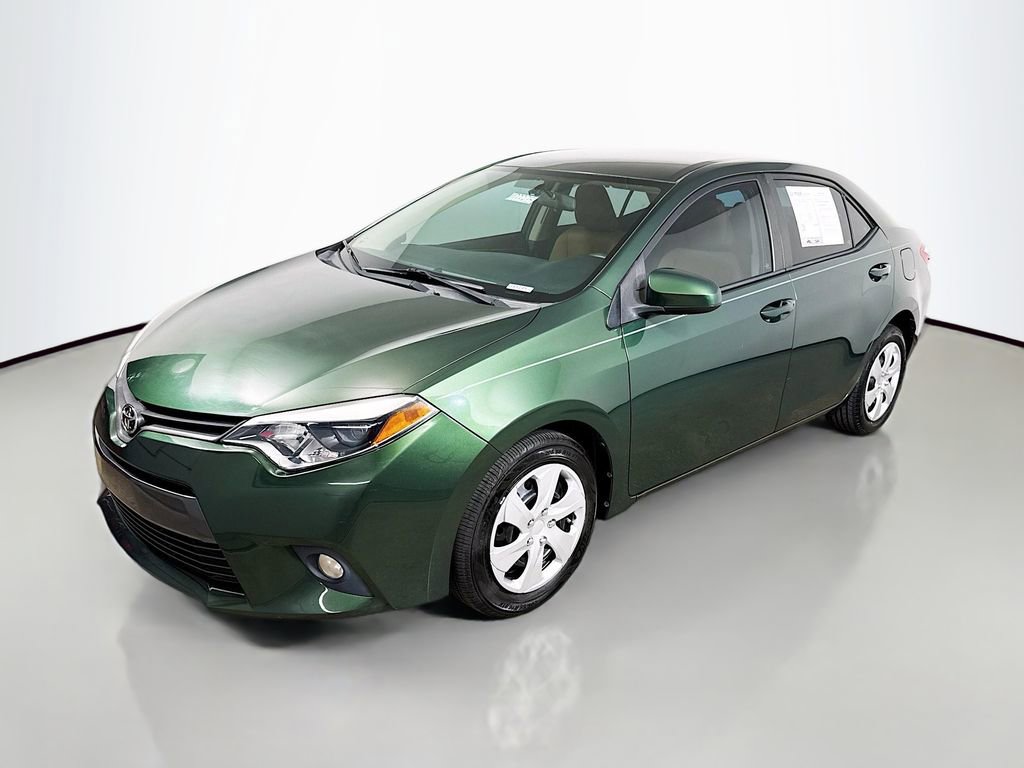Used 2016 Toyota Corolla LE FWD image 3