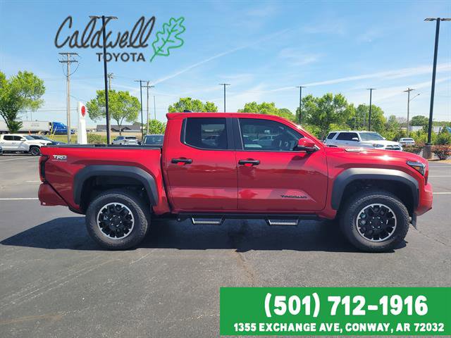 Certified 2025 Toyota Tacoma TRD Off-Road AWD/4WD image 4