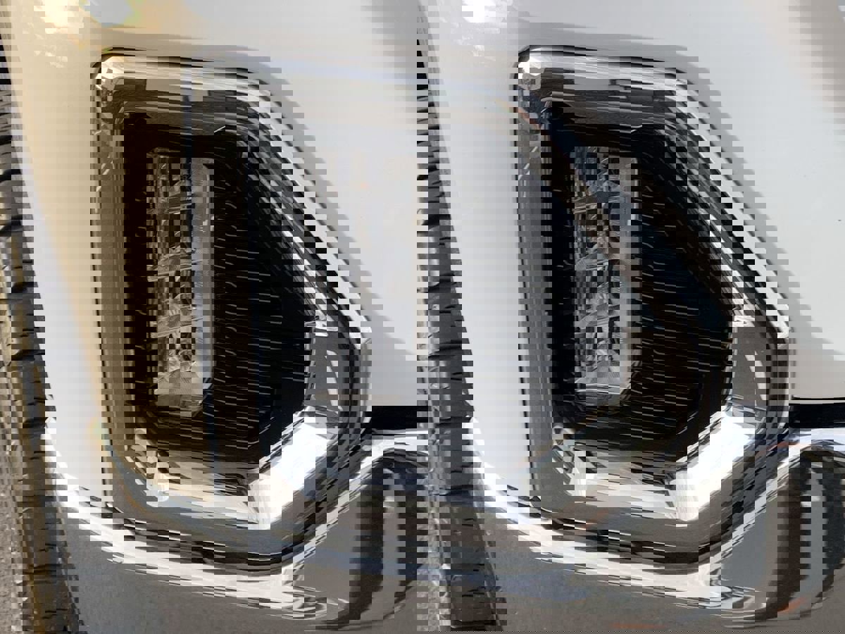 Used 2022 GMC Sierra 1500 SLT w/ SLT Convenience Package image 10