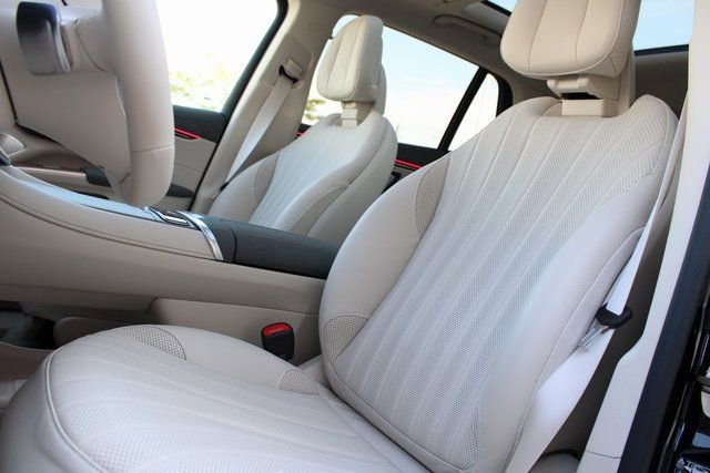 Used 2023 Mercedes-Benz EQS 580 4MATIC SUV image 24
