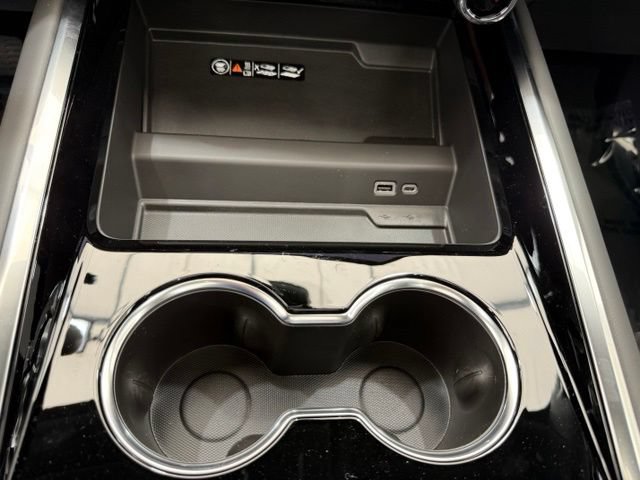 New 2026 Chevrolet Suburban High Country AWD/4WD image 44