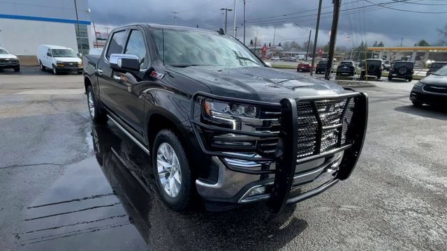 Used 2021 Chevrolet Silverado 1500 LTZ w/ LTZ Premium Package AWD/4WD image 4