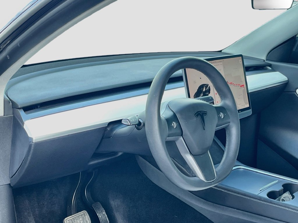 Used 2021 Tesla Model Y Long Range AWD/4WD image 9