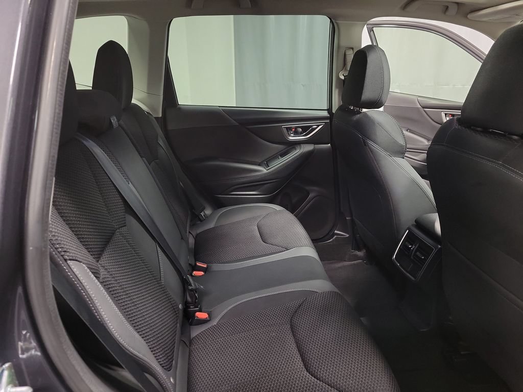 Used 2023 Subaru Forester Premium AWD/4WD image 21