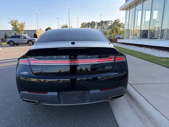 Used 2018 Lincoln MKZ Premiere FWD image 4