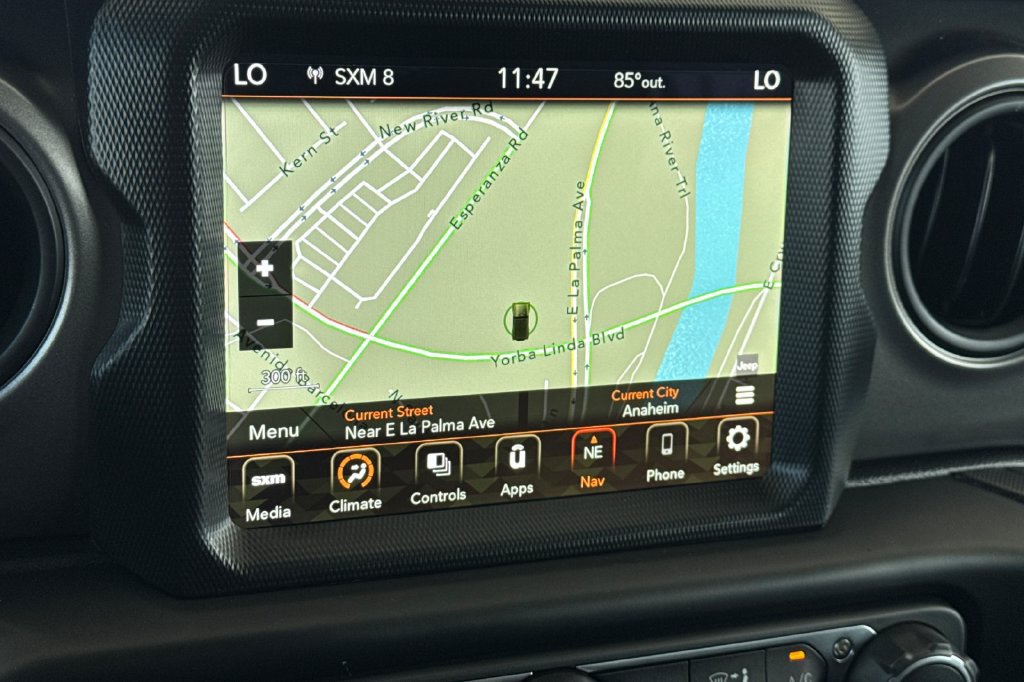 Used 2023 Jeep Wrangler Unlimited Sport AWD/4WD image 4