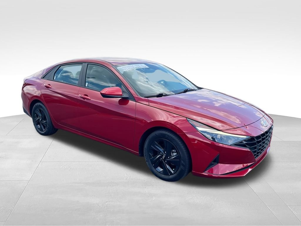Used 2023 Hyundai Elantra Blue FWD image 2