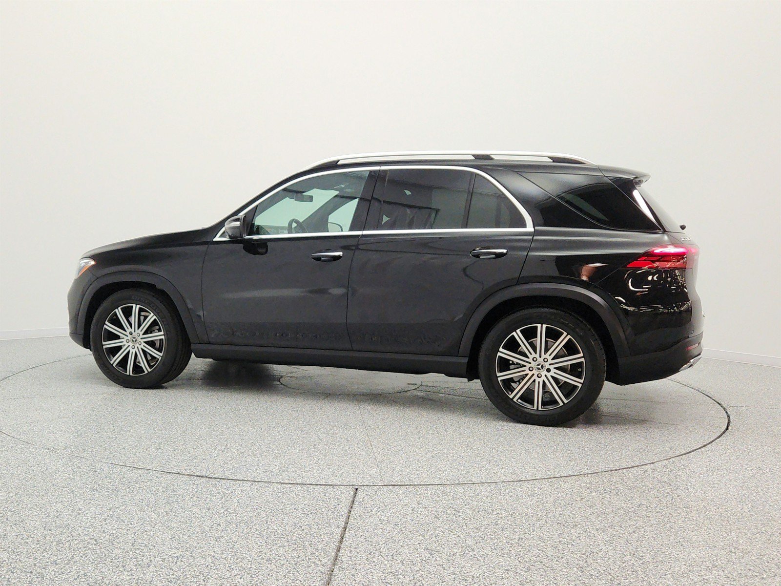 Certified 2026 Mercedes-Benz GLE 350 4MATIC image 8