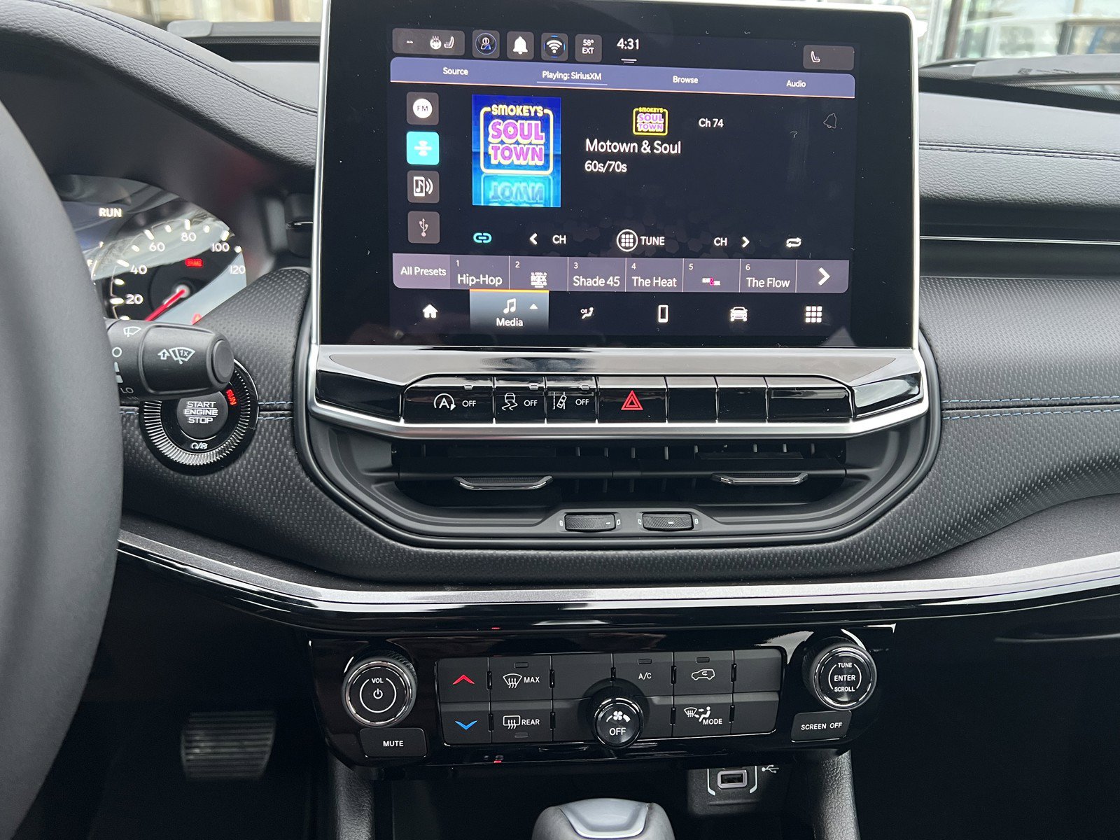 New 2026 Jeep Compass Latitude AWD/4WD image 22