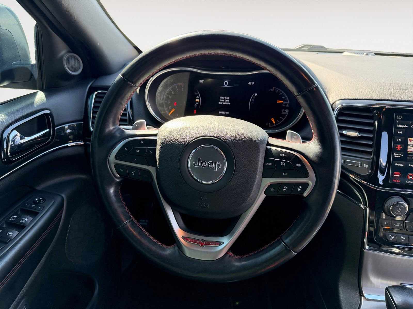 Used 2021 Jeep Grand Cherokee Trailhawk w/ Trailhawk Luxury Group image 12