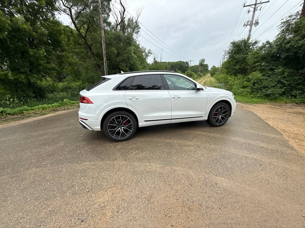 Used 2021 Audi Q8 Premium Plus AWD/4WD image 21