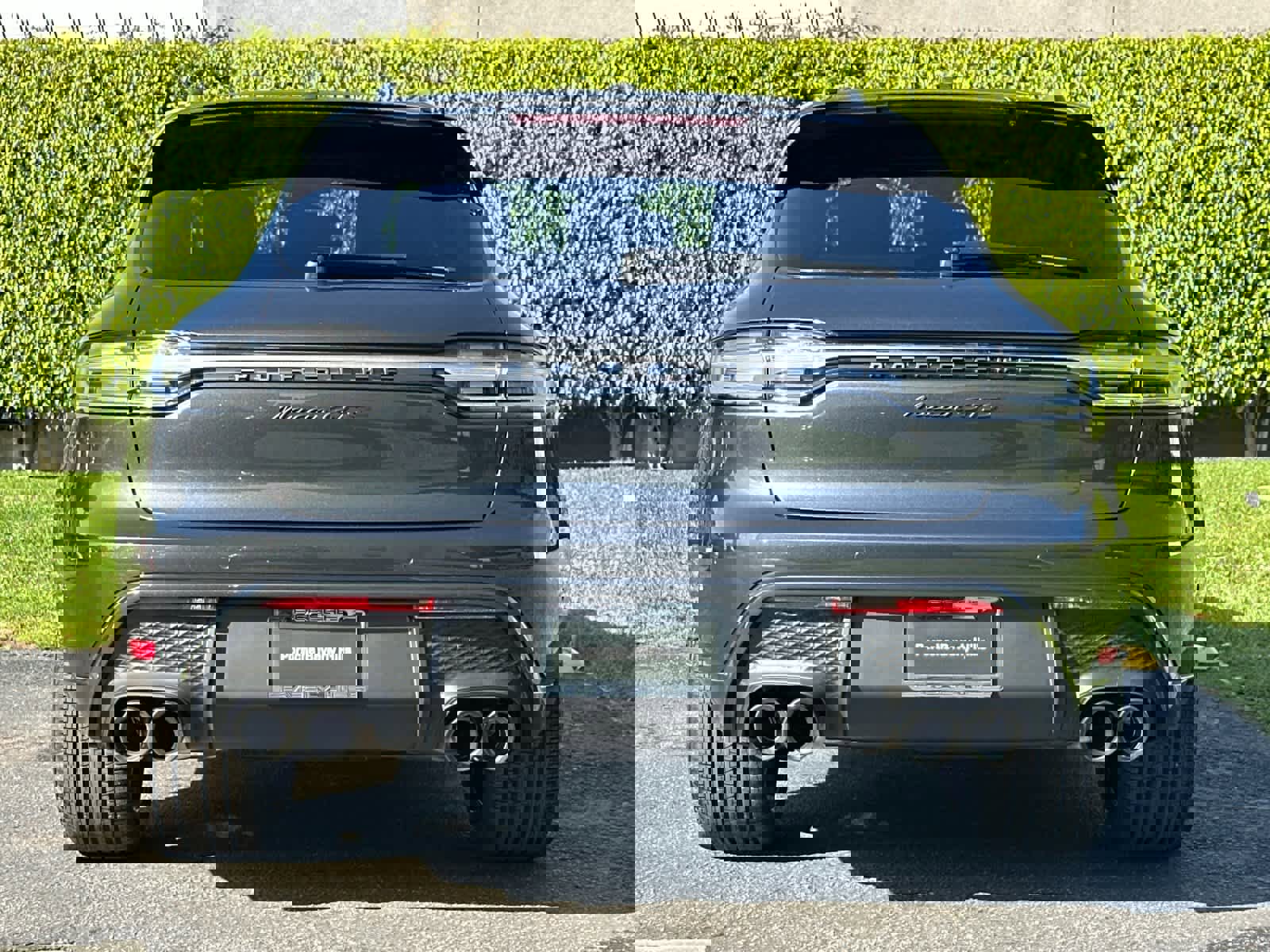 New 2026 Porsche Macan GTS image 7