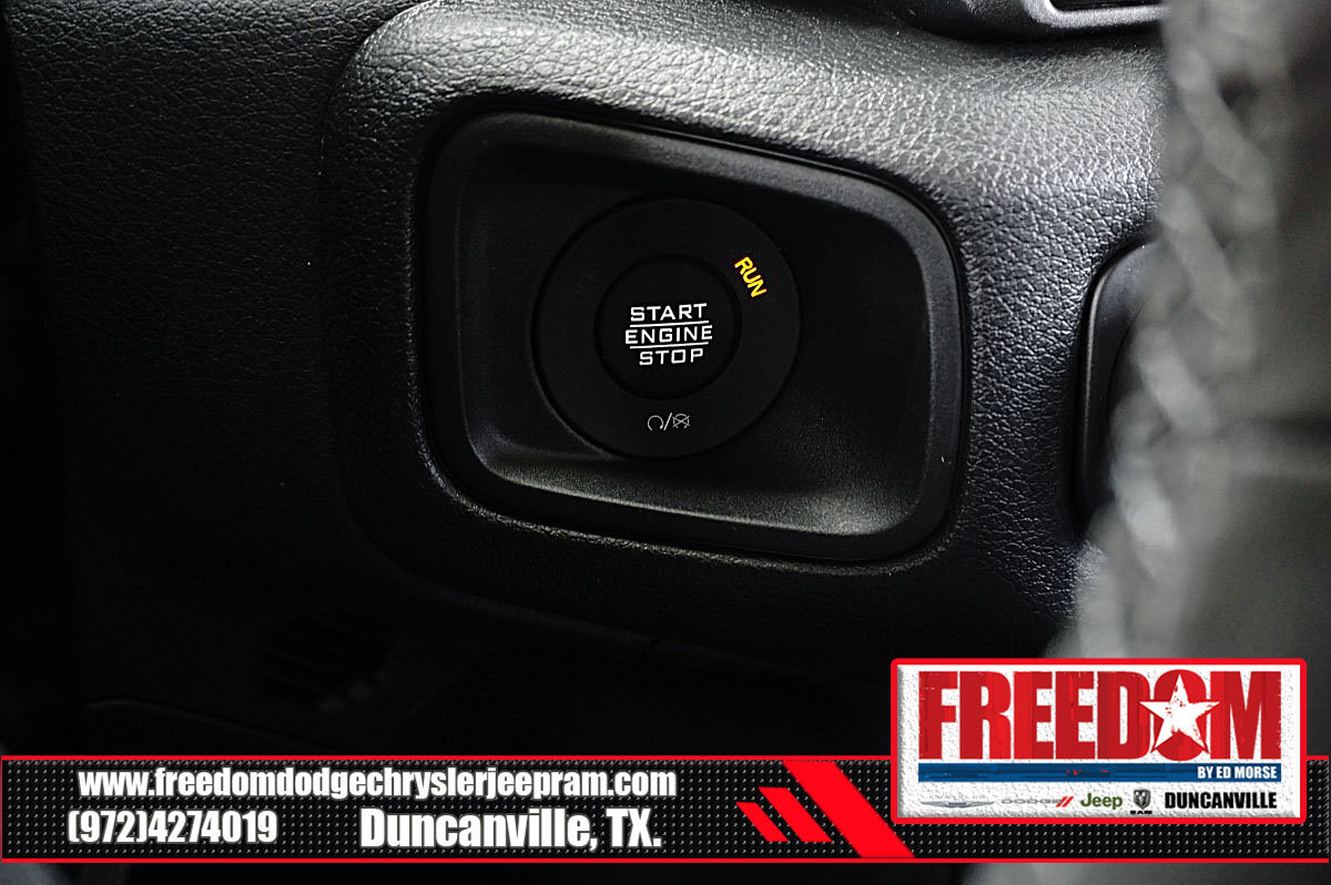 New 2025 Jeep Gladiator Sport image 38