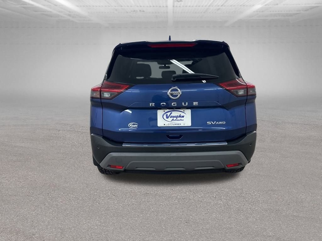 Used 2021 Nissan Rogue SV image 11
