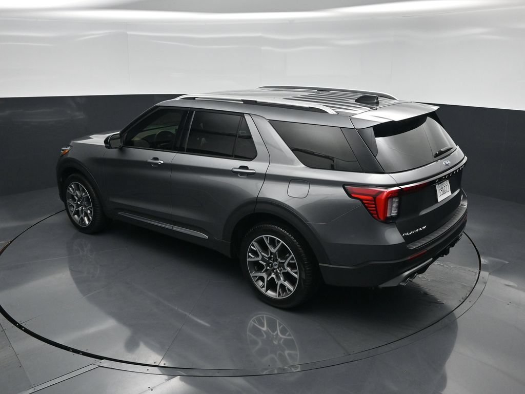 Certified 2025 Ford Explorer Platinum w/ Ultimate Package AWD/4WD image 45