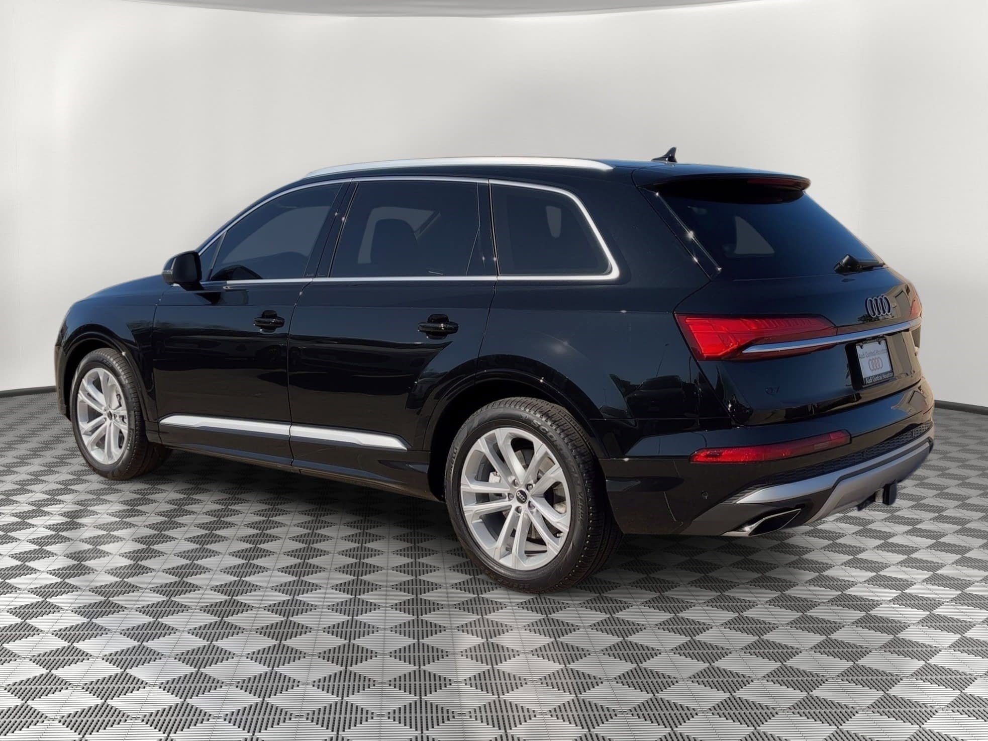 New 2026 Audi Q7 3.0T Premium Plus AWD/4WD image 3