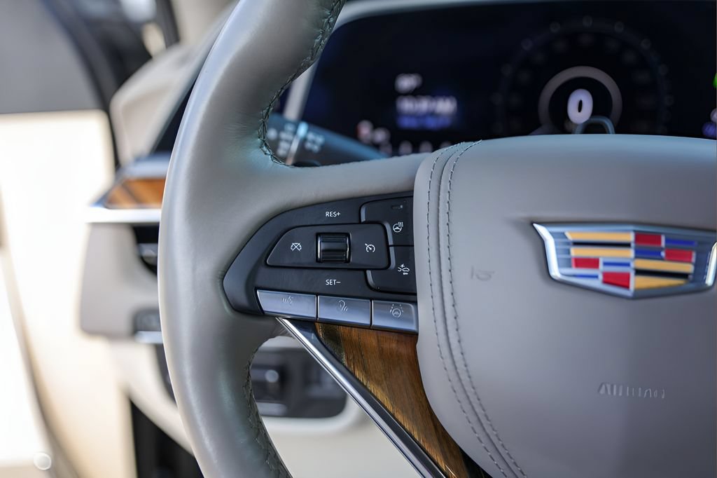 Certified 2024 Cadillac Escalade Premium Luxury Platinum AWD/4WD image 14