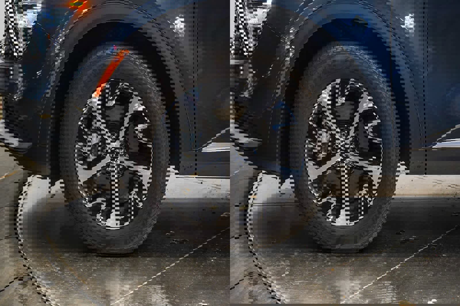 Used 2023 Kia Sportage EX image 9