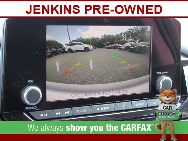 Certified 2024 Nissan Pathfinder SV image 24