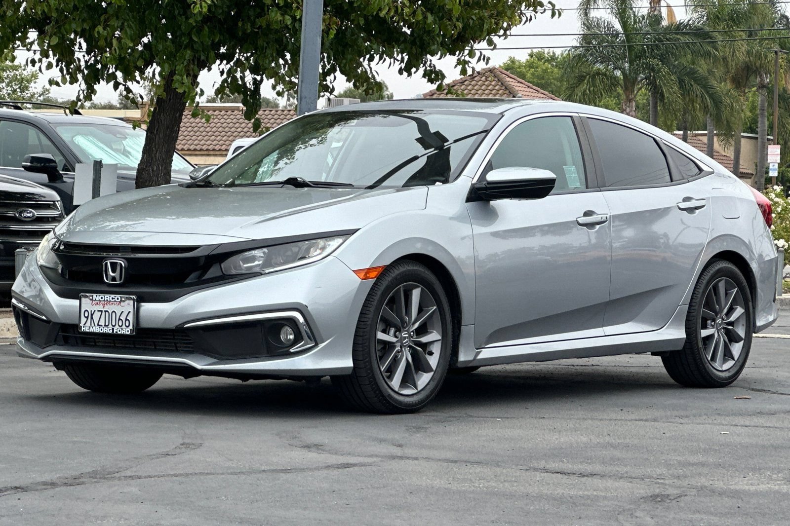 Used 2020 Honda Civic EX image 8