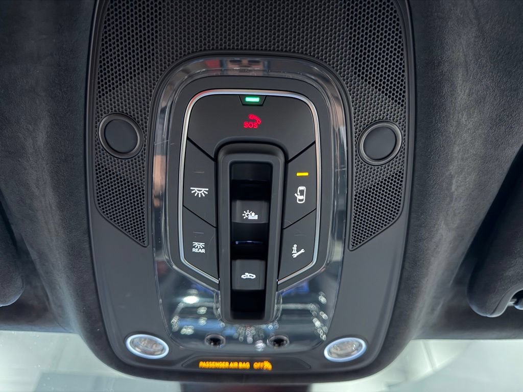 Used 2022 Bentley Bentayga AWD/4WD image 27