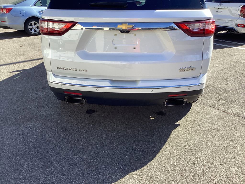 Used 2018 Chevrolet Traverse High Country image 25