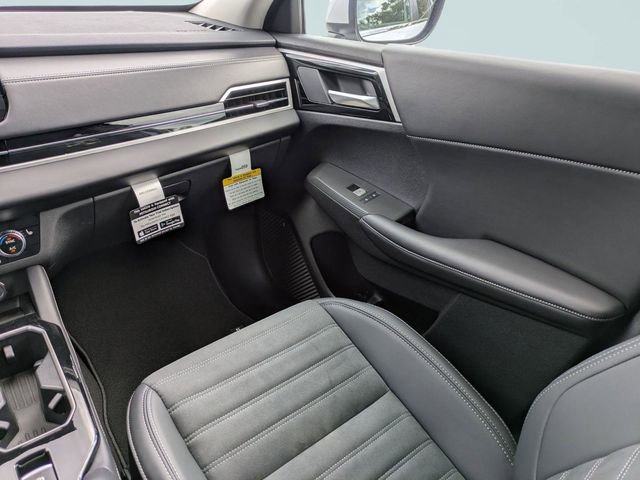 New 2026 Mitsubishi Outlander SE FWD image 18