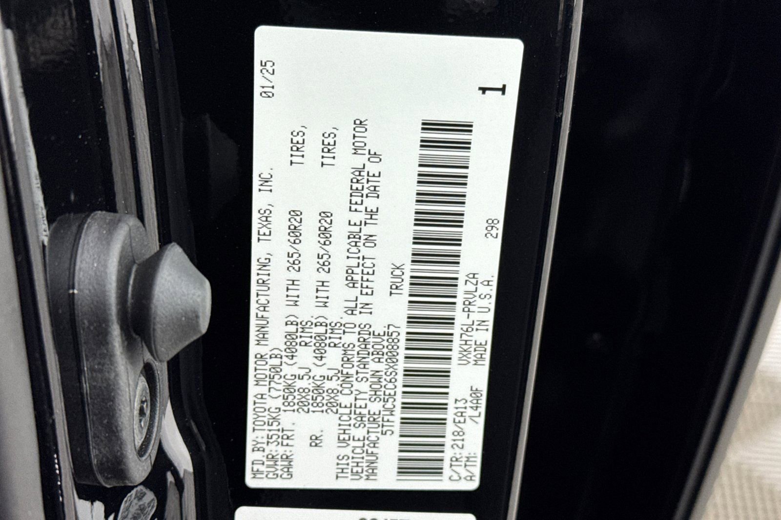 New 2025 Toyota Tundra Limited AWD/4WD image 26