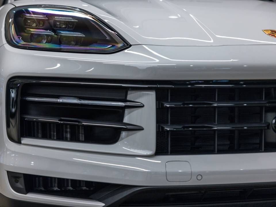 Certified 2026 Porsche Cayenne AWD/4WD image 49