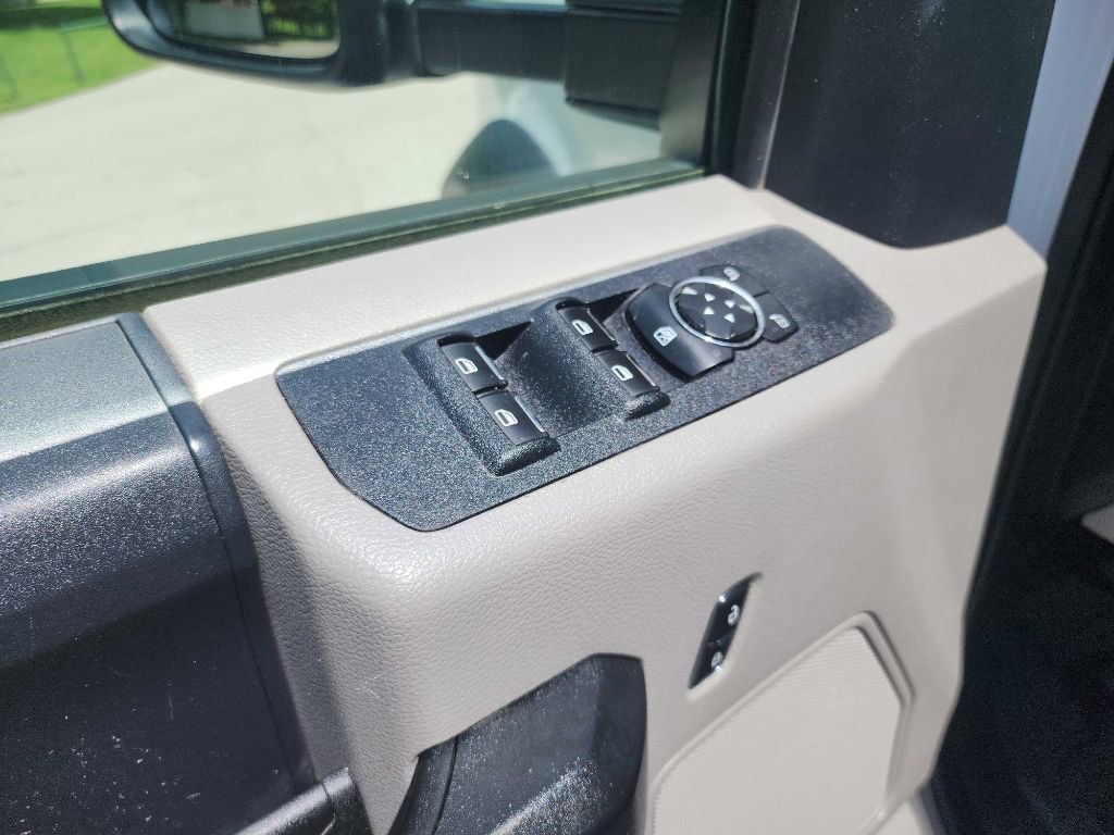 Used 2019 Ford F550 4x4 SuperCab Super Duty image 18