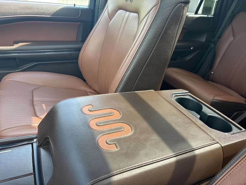 Used 2022 Ford Expedition King Ranch AWD/4WD image 30