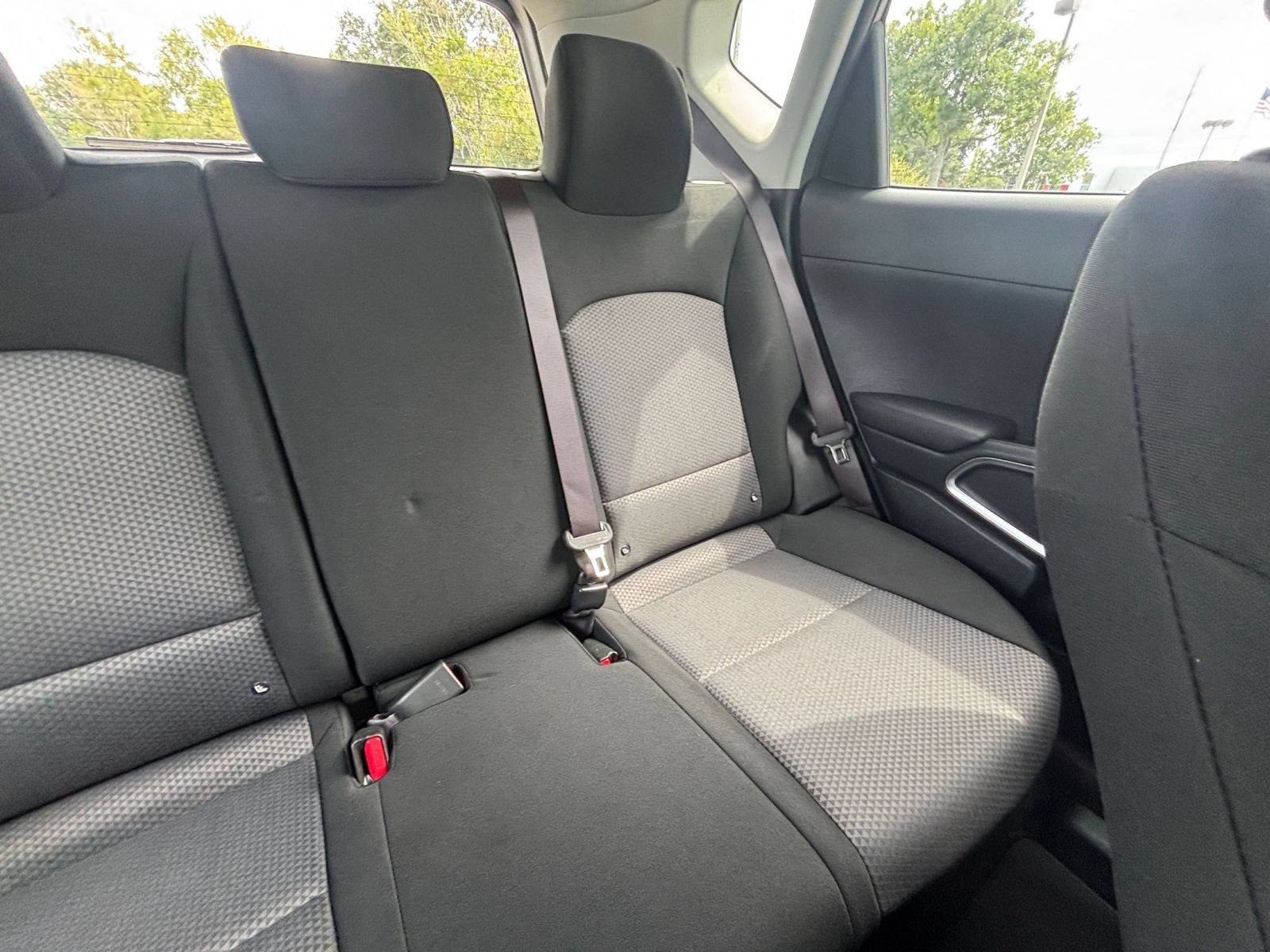 Used 2025 Kia Soul LX w/ LX Technology Package FWD image 34