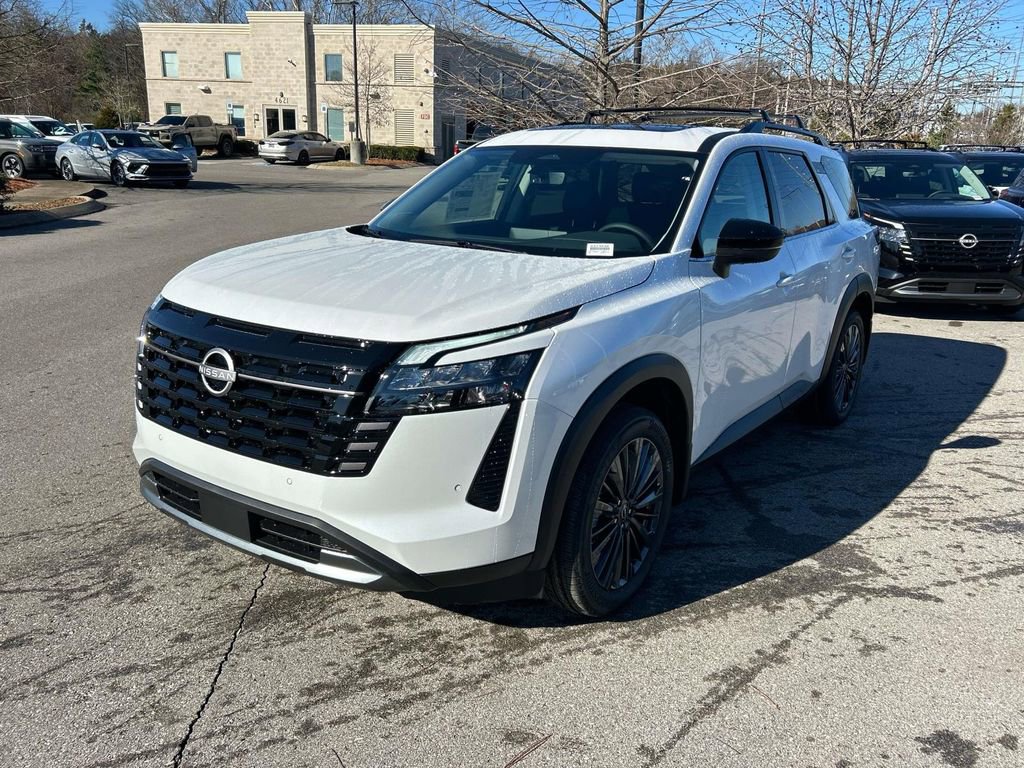 New 2026 Nissan Pathfinder SL w/ SL Premium Package AWD/4WD image 3