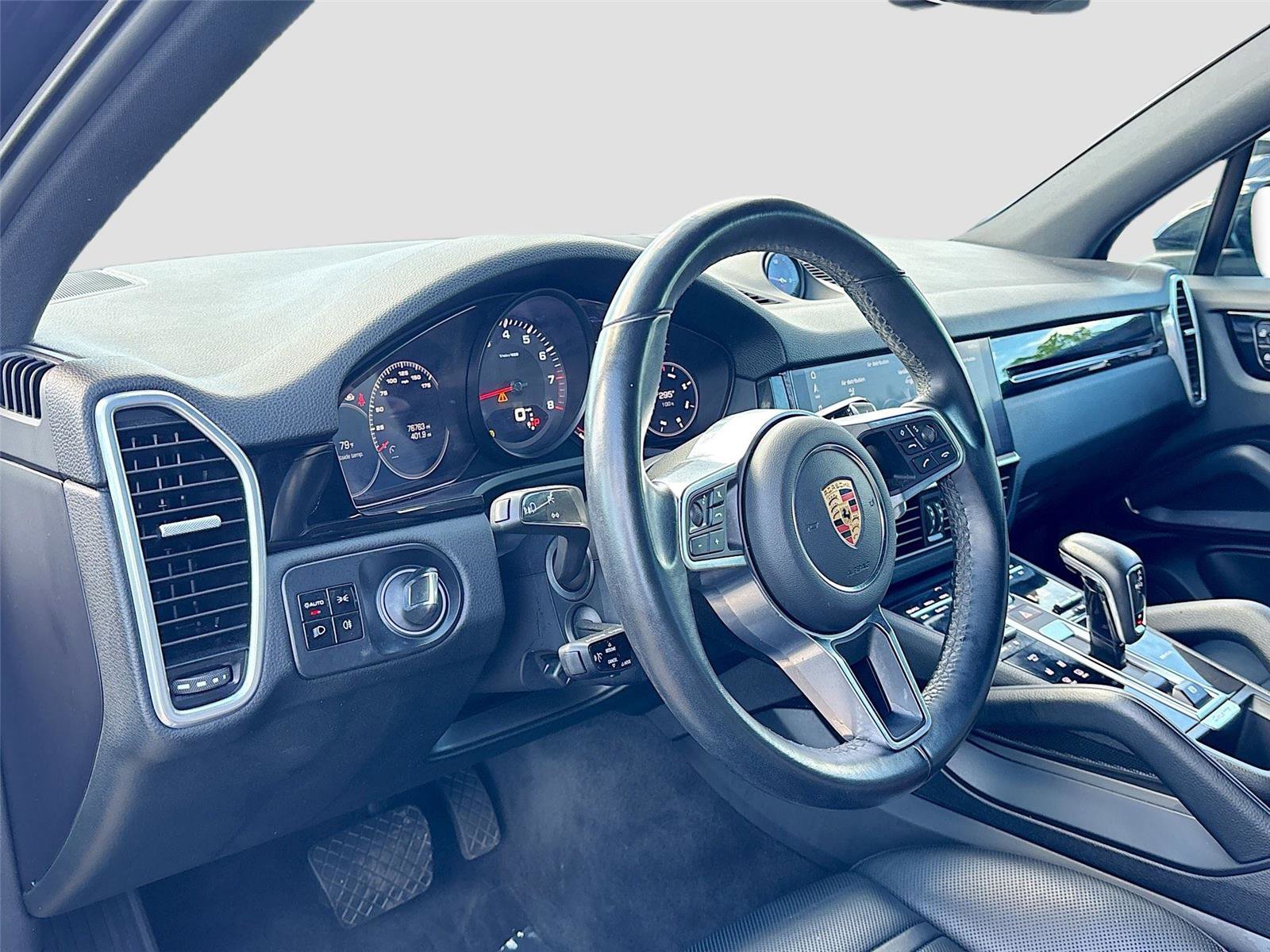 Used 2019 Porsche Cayenne AWD/4WD image 9