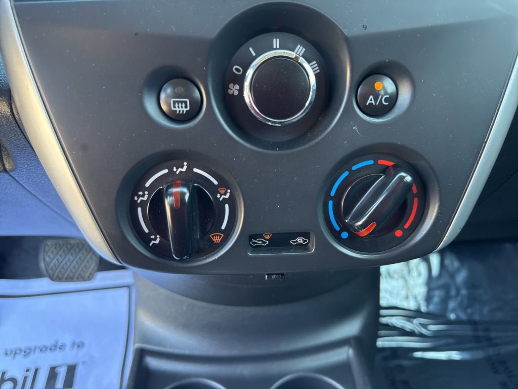 Used 2016 Nissan Versa SV image 23