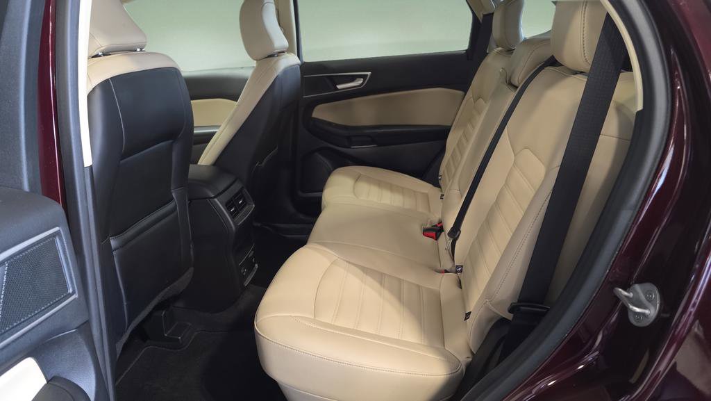 Used 2022 Ford Edge SEL w/ Convenience Package image 14